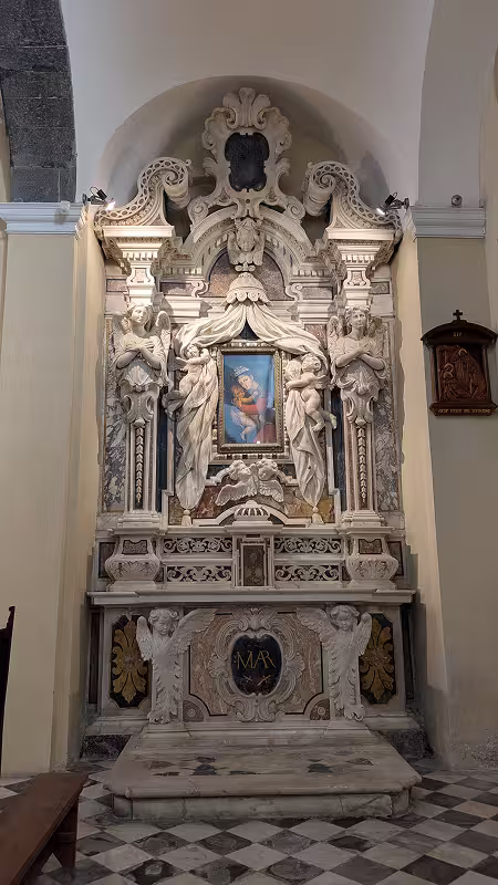 Autel in San Marco al Molo in Genoa